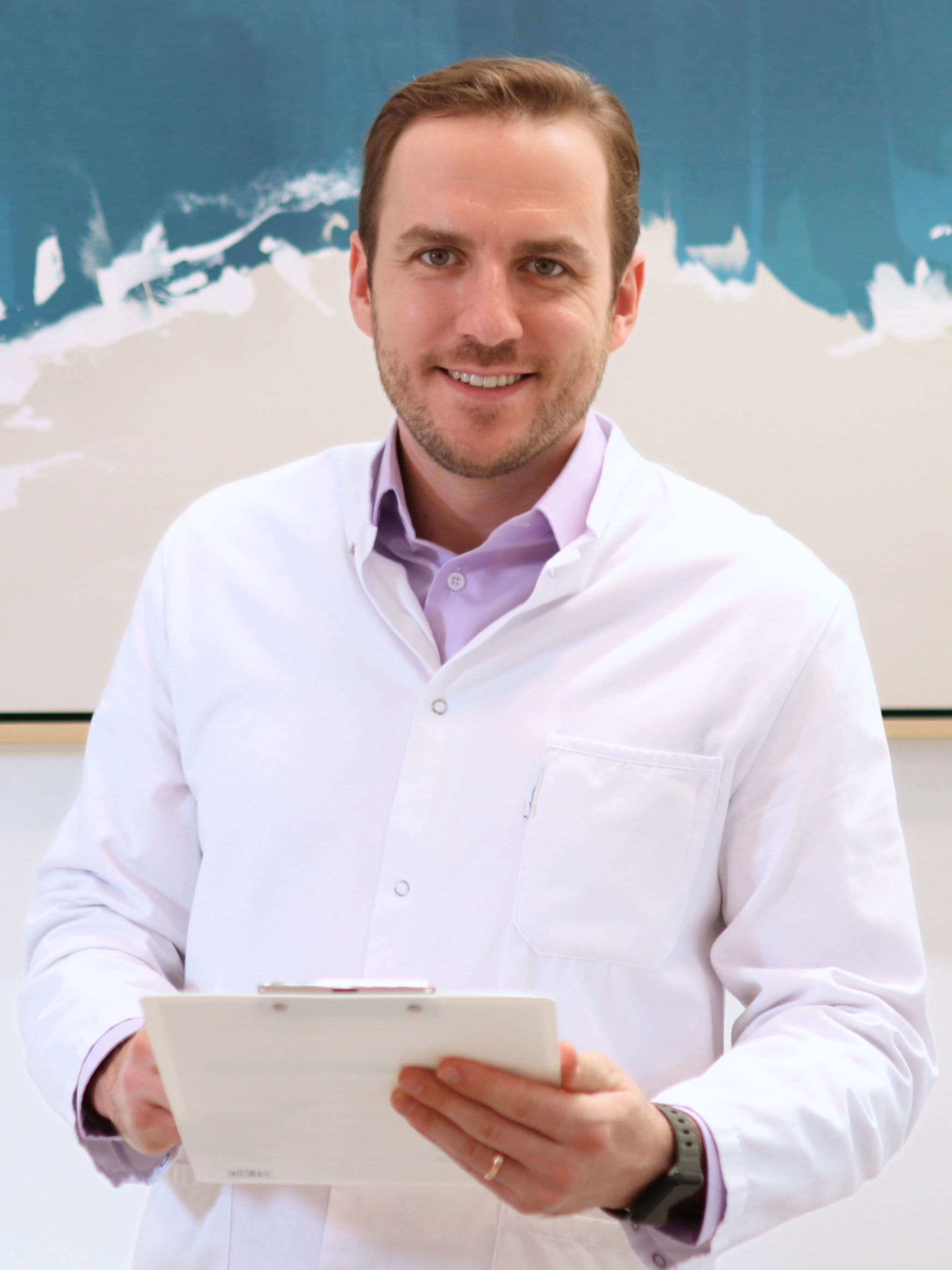 Portrait von OA Priv.-Doz. DDr. Alexander Aichmair, MPH